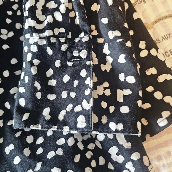 Lane Bryant Women’s Size 22 Black White Dot Print Blouse Stretch Button Shirt - Picture 7 of 12
